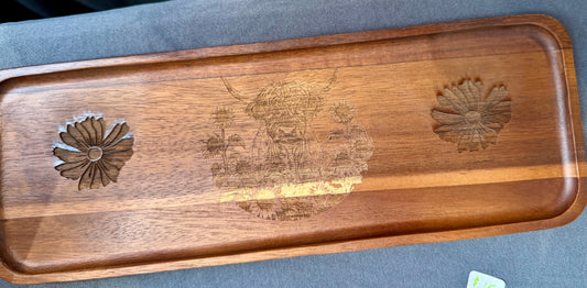 Highland cow with flowers wood tray